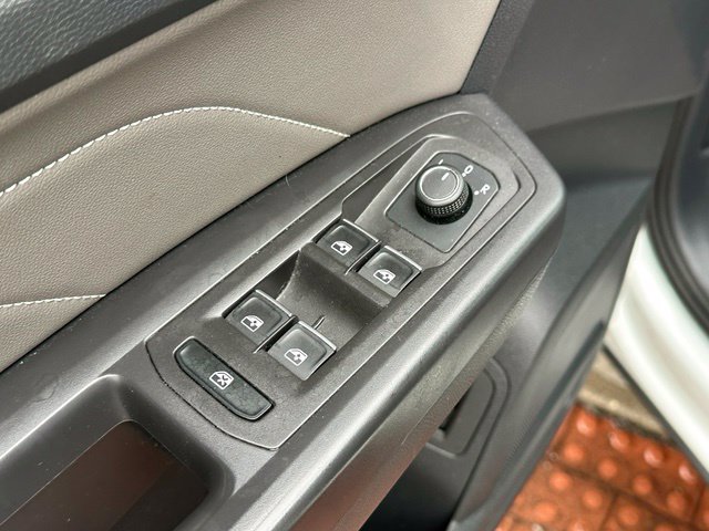 Used 2023 Volkswagen Atlas SE w/ Panoramic Sunroof Package AWD/4WD image 11