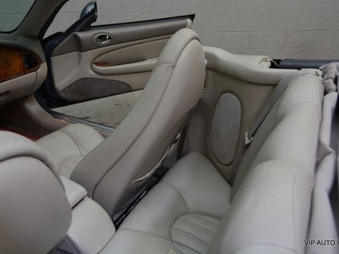 Used 2000 Jaguar XK8 Convertible RWD image 28