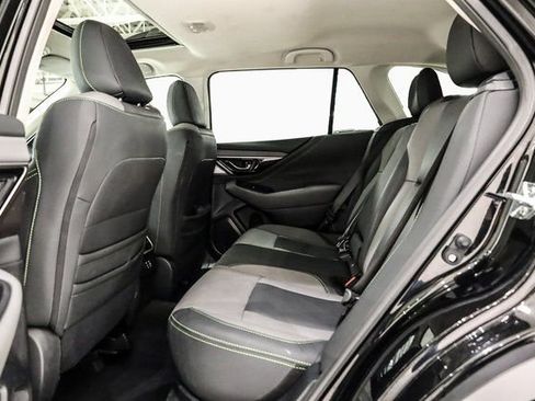 Used 2025 Subaru Outback Onyx Edition image 28