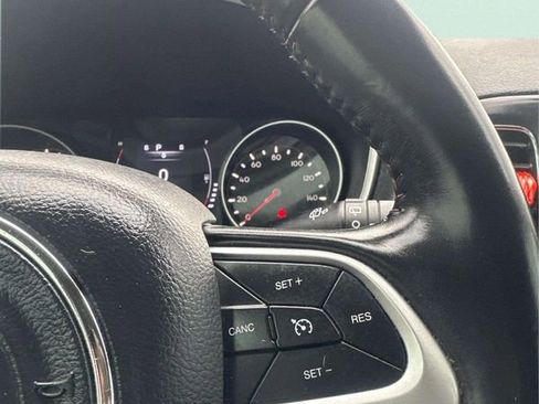 Used 2020 Jeep Compass Latitude image 29