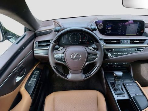 Used 2021 Lexus ES 350 w/ Premium Package FWD image 17