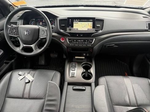 Used 2022 Honda Pilot TrailSport image 9