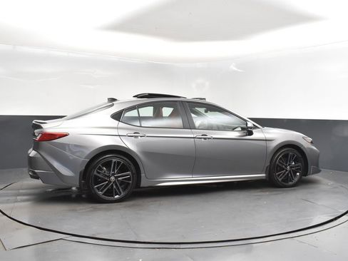 Used 2025 Toyota Camry XSE image 8