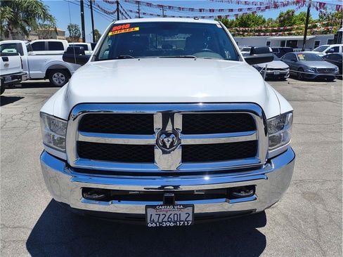 Used 2018 RAM 2500 Tradesman w/ Chrome Appearance Group AWD/4WD image 18