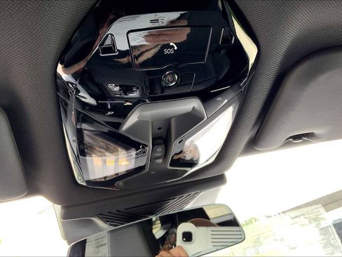 New 2025 BMW X3 xDrive30i w/ Premium Package image 17