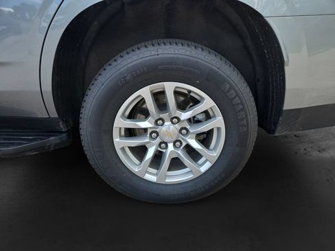 Used 2024 Chevrolet Tahoe LT AWD/4WD image 13