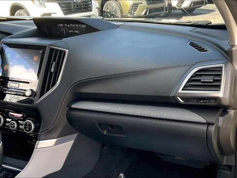 Used 2019 Subaru Forester Limited image 17