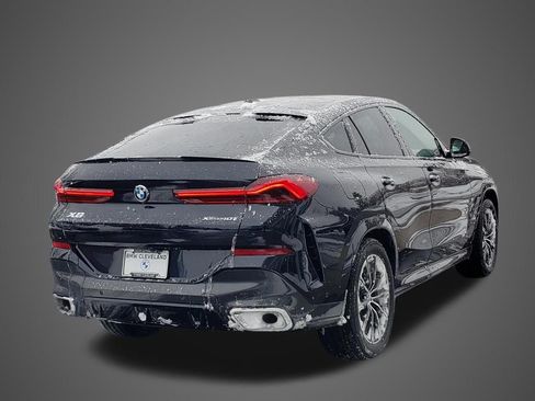 New 2026 BMW X6 xDrive40i w/ Climate Comfort Package image 6