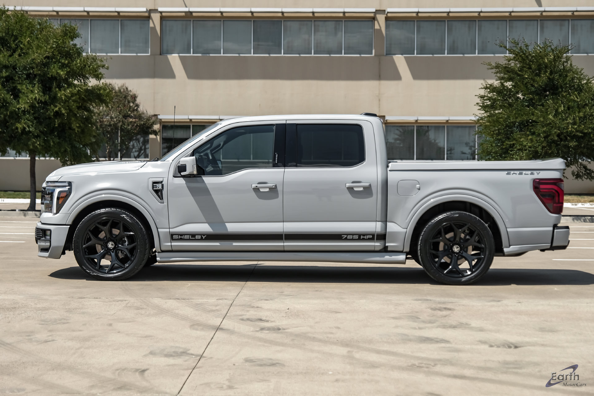 Used 2025 Ford F150 Lariat w/ Equipment Group 502A High AWD/4WD image 7