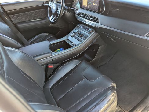 Used 2020 Hyundai Palisade Limited image 15
