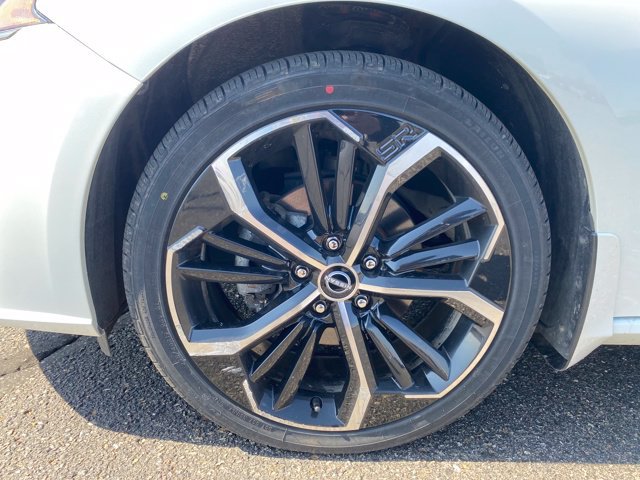 Used 2023 Nissan Altima 2.5 SR AWD/4WD image 23