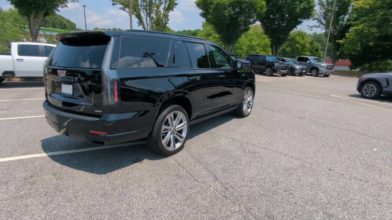 Used 2026 Cadillac Escalade Sport w/ Touring Package AWD/4WD image 8