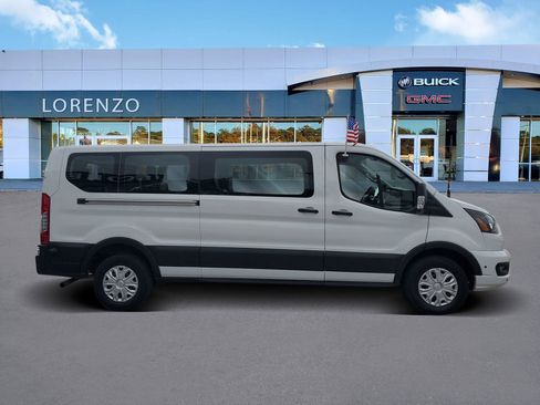 Used 2024 Ford Transit 350 XLT image 4