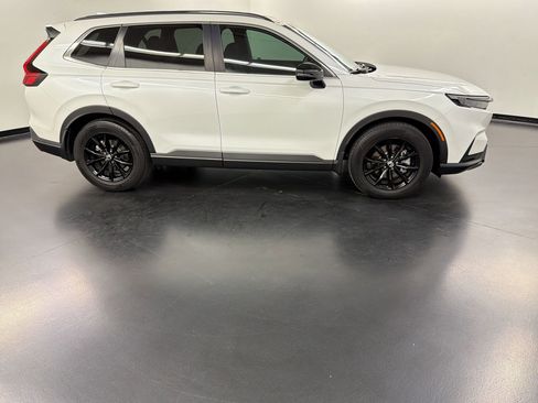 Certified 2024 Honda CR-V Sport image 8