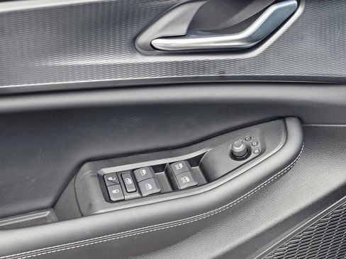 New 2025 Jeep Grand Cherokee L Altitude image 15