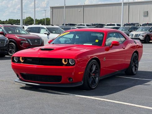 Used 2019 Dodge Challenger R/T Scat Pack w/ 1320 Drag Pack RWD image 9