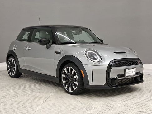 Used 2024 MINI Cooper S FWD image 7