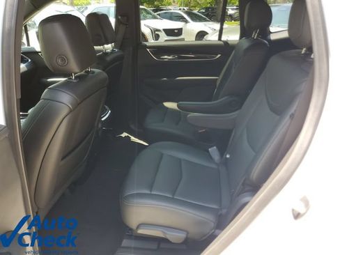 Used 2021 Cadillac XT6 Premium Luxury FWD image 14