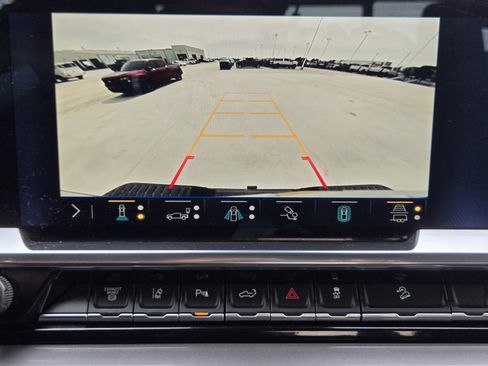 Used 2024 Chevrolet Silverado 2500 High Country w/ High Country Premium Package AWD/4WD image 19