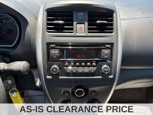 Used 2017 Nissan Versa SV FWD image 28