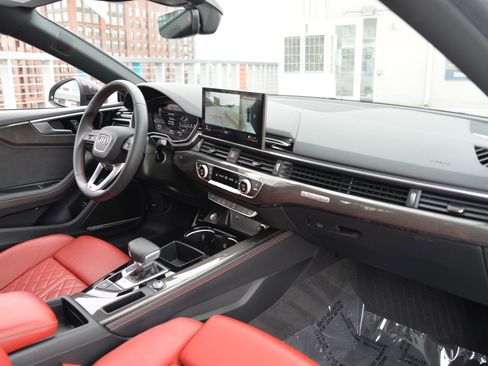 Used 2023 Audi S5 Premium Plus image 21