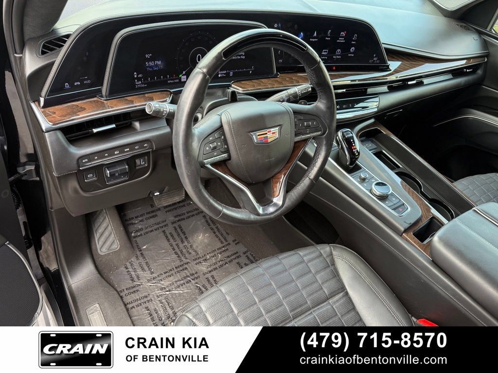 Used 2023 Cadillac Escalade Premium Luxury Platinum w/ LPO, Floor Liner Package AWD/4WD image 9