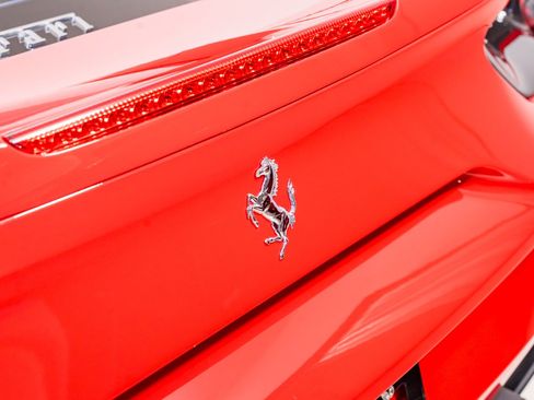 Certified 2019 Ferrari 488 GTB RWD image 49