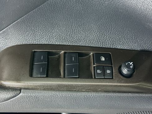 Used 2023 Toyota Camry LE FWD image 23