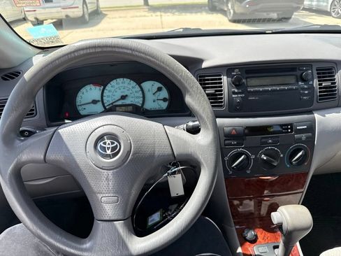 Used 2003 Toyota Corolla LE FWD image 17