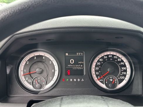 Used 2015 RAM 1500 Express AWD/4WD image 16