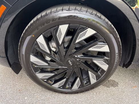 New 2026 Lincoln Nautilus Black Label w/ Jet Appearance Package AWD/4WD image 61