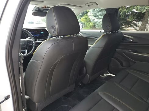 Certified 2025 Chevrolet Trax ACTIV w/ Driver Confidence Package FWD image 27