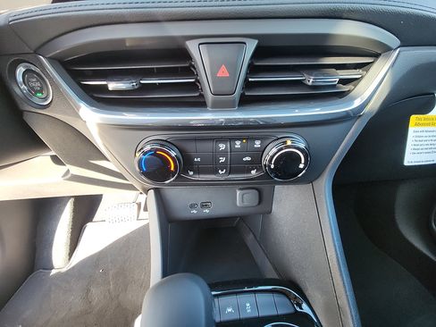 New 2026 Buick Encore GX Preferred w/ Comfort Package image 24