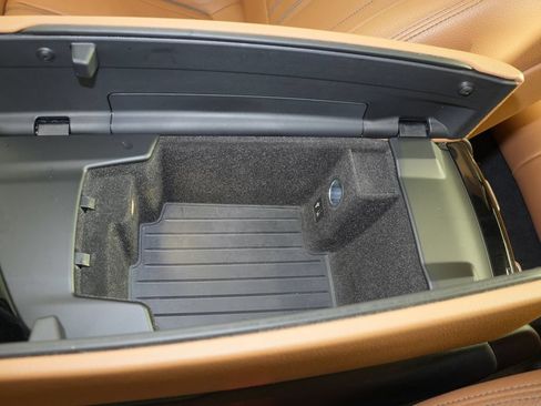 Used 2019 BMW M550i xDrive AWD/4WD image 38