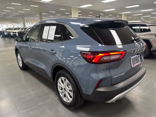 Used 2023 Ford Escape Active AWD/4WD image 5