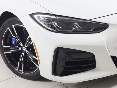 Used 2023 BMW M440i Coupe image 19