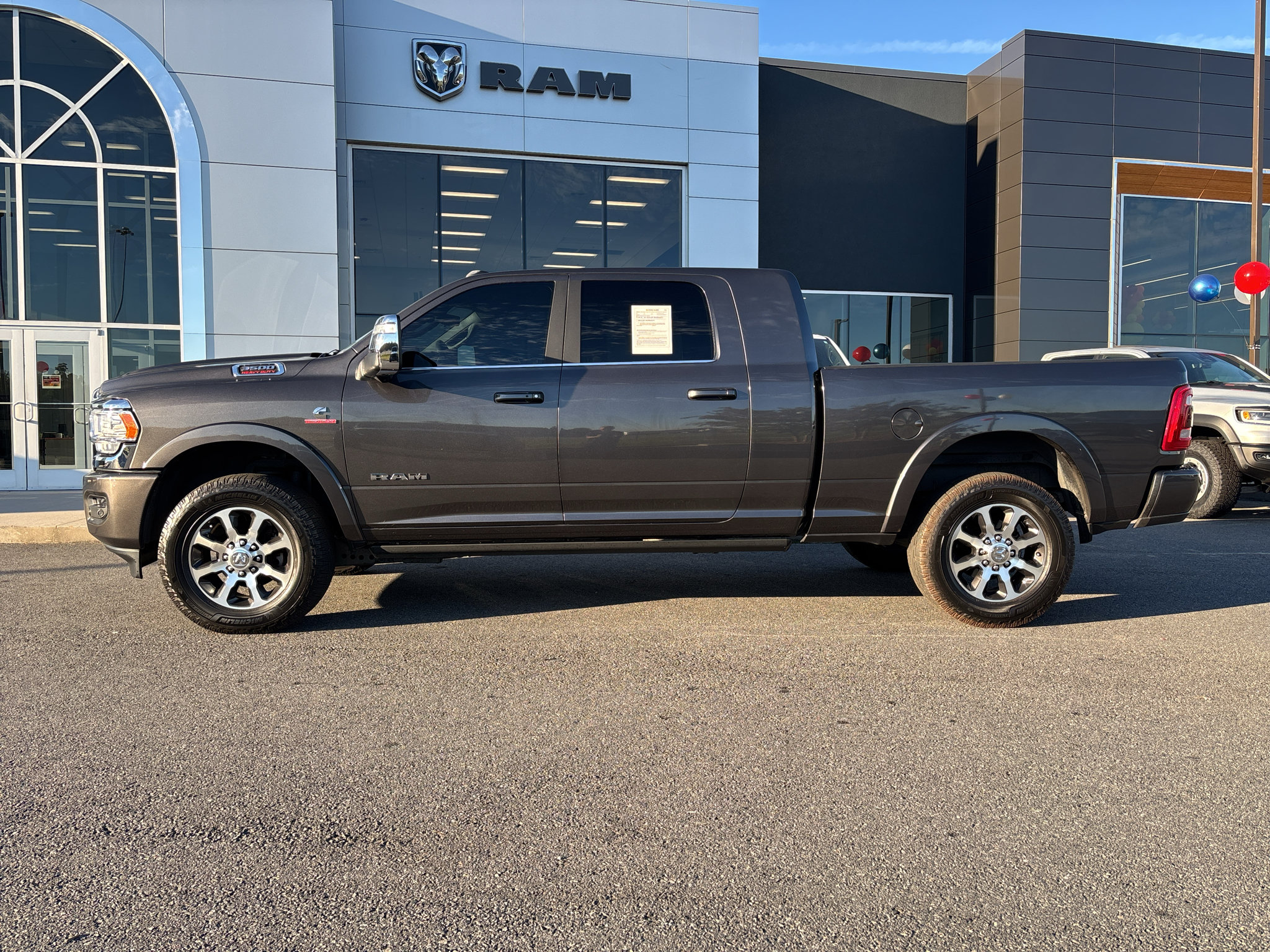 Used 2024 RAM 3500 Limited w/ Safety Group AWD/4WD image 7
