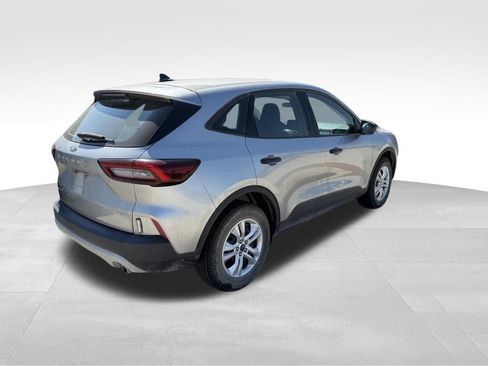 Used 2023 Ford Escape AWD image 4