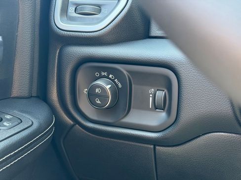 New 2026 RAM 3500 Big Horn AWD/4WD image 18