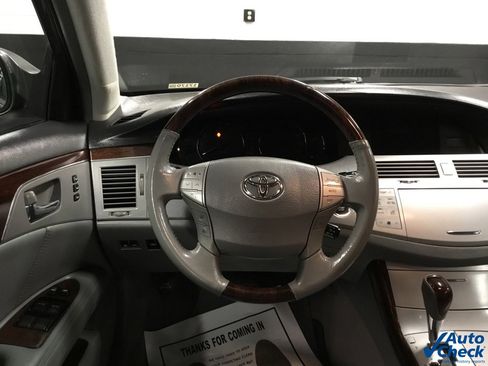 Used 2009 Toyota Avalon Limited image 44
