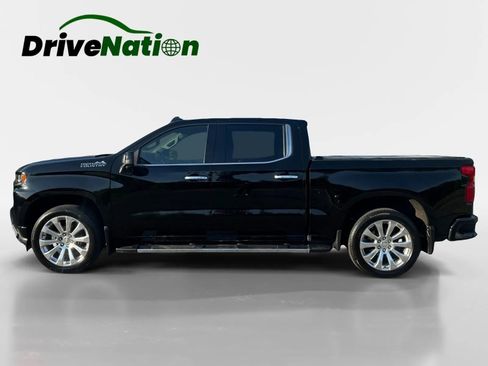 Used 2021 Chevrolet Silverado 1500 High Country w/ Technology Package AWD/4WD image 4