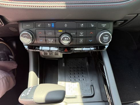 New 2026 Dodge Durango GT AWD/4WD image 13