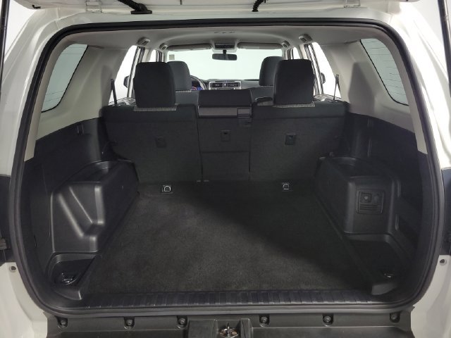 Used 2018 Toyota 4Runner SR5 RWD image 26