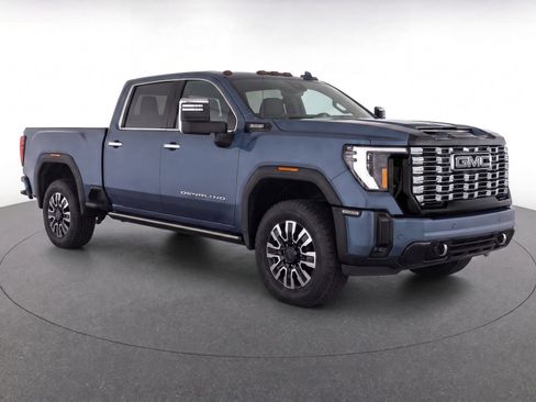 Certified 2025 GMC Sierra 3500 Denali Ultimate AWD/4WD image 1