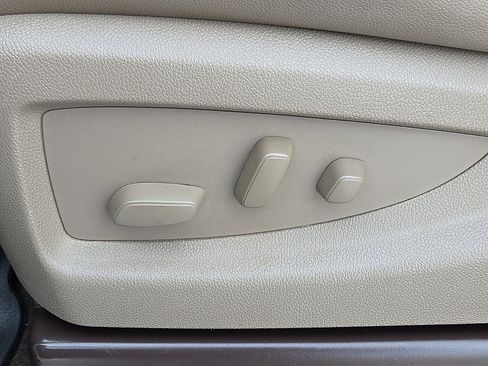 Used 2016 GMC Sierra 2500 SLT w/ Duramax Plus Package image 14