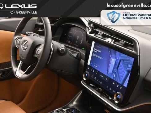 Certified 2024 Lexus RZ 300e Premium w/ Accessory Package (Z1) FWD image 28