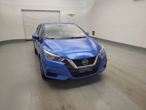 Used 2021 Nissan Versa SV FWD image 14
