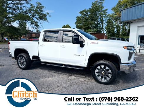 Used 2021 Chevrolet Silverado 2500 LT w/ Convenience Package AWD/4WD image 4
