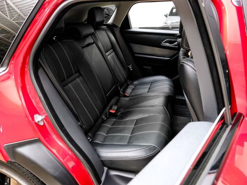 Used 2023 Land Rover Range Rover Velar R-Dynamic S image 37