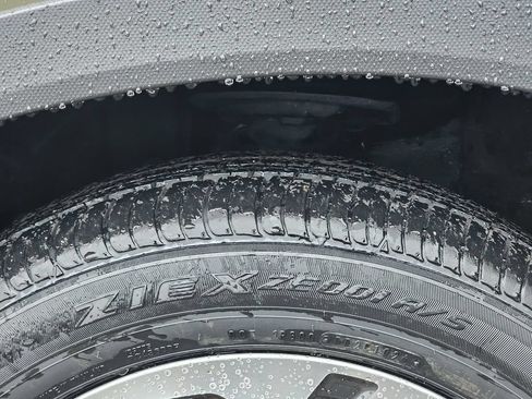 Certified 2023 Subaru Forester Touring AWD/4WD image 31